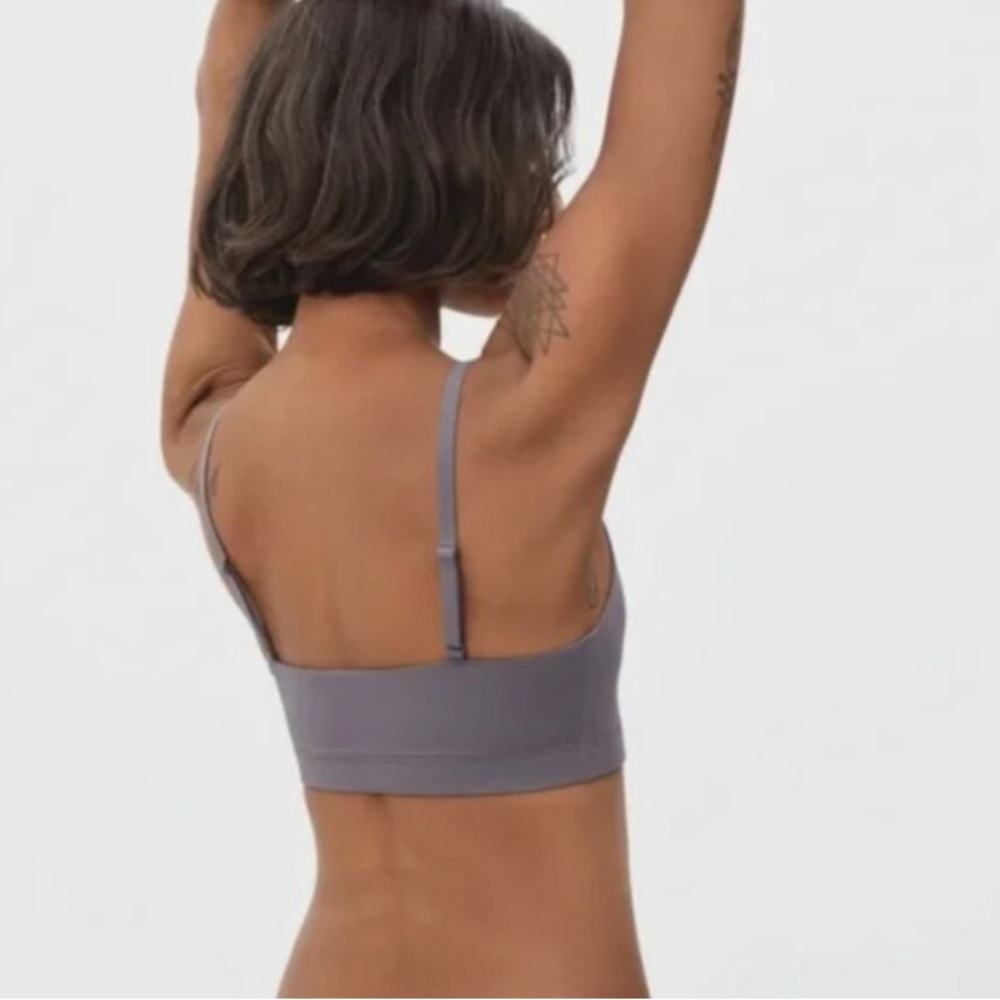 Everlane the invisible square neck bralette plum grey S - Picture 2 of 4